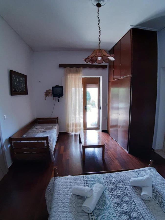 Traditional House Alepis In Areopolis エクステリア 写真