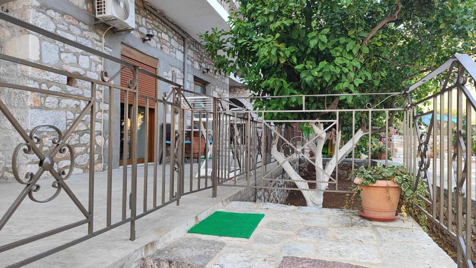Traditional House Alepis In Areopolis エクステリア 写真